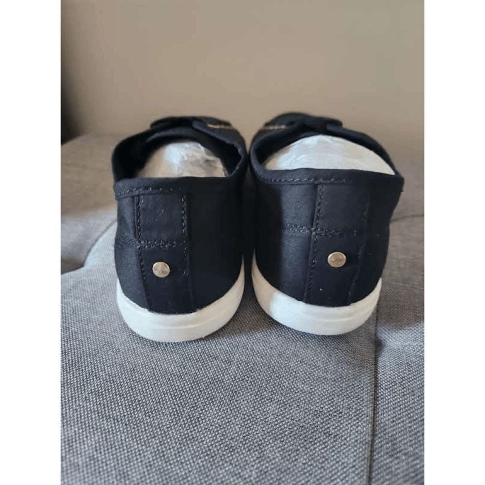 Ellos Lace Up Black Canvas Sneakers Size 8 - Picture 2 of 8